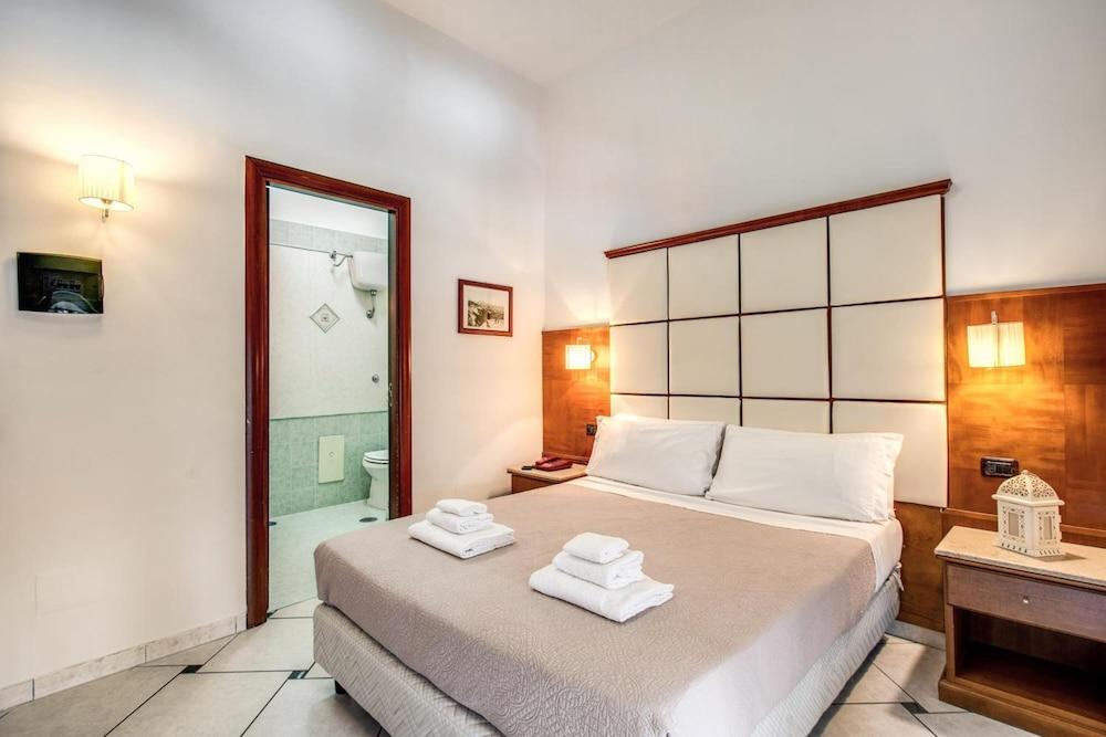 Garibaldi Suite Napoli Ngoại thất bức ảnh