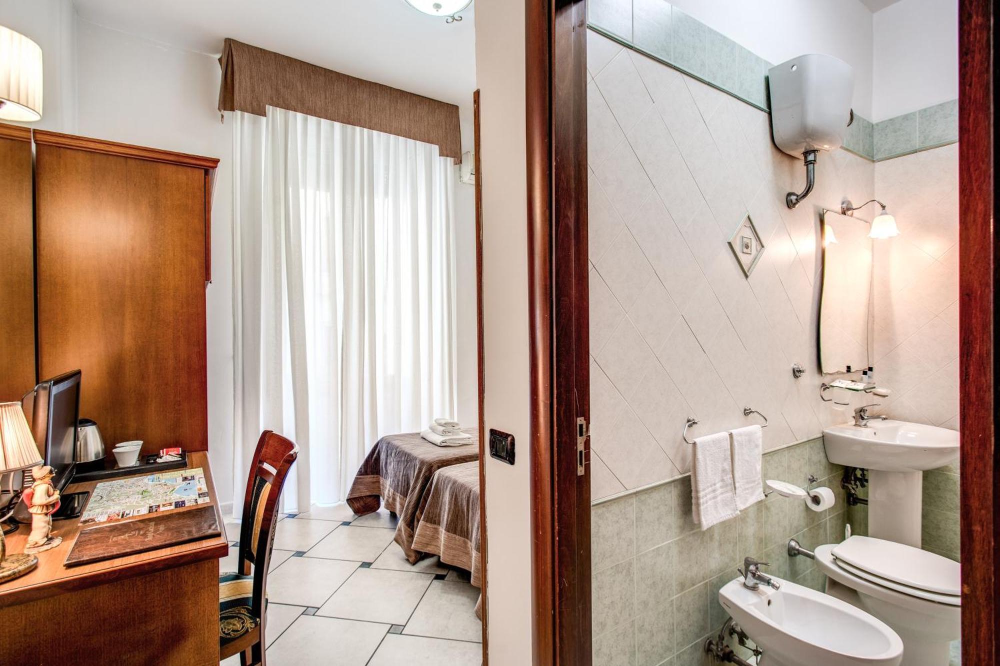 Garibaldi Suite Napoli Ngoại thất bức ảnh