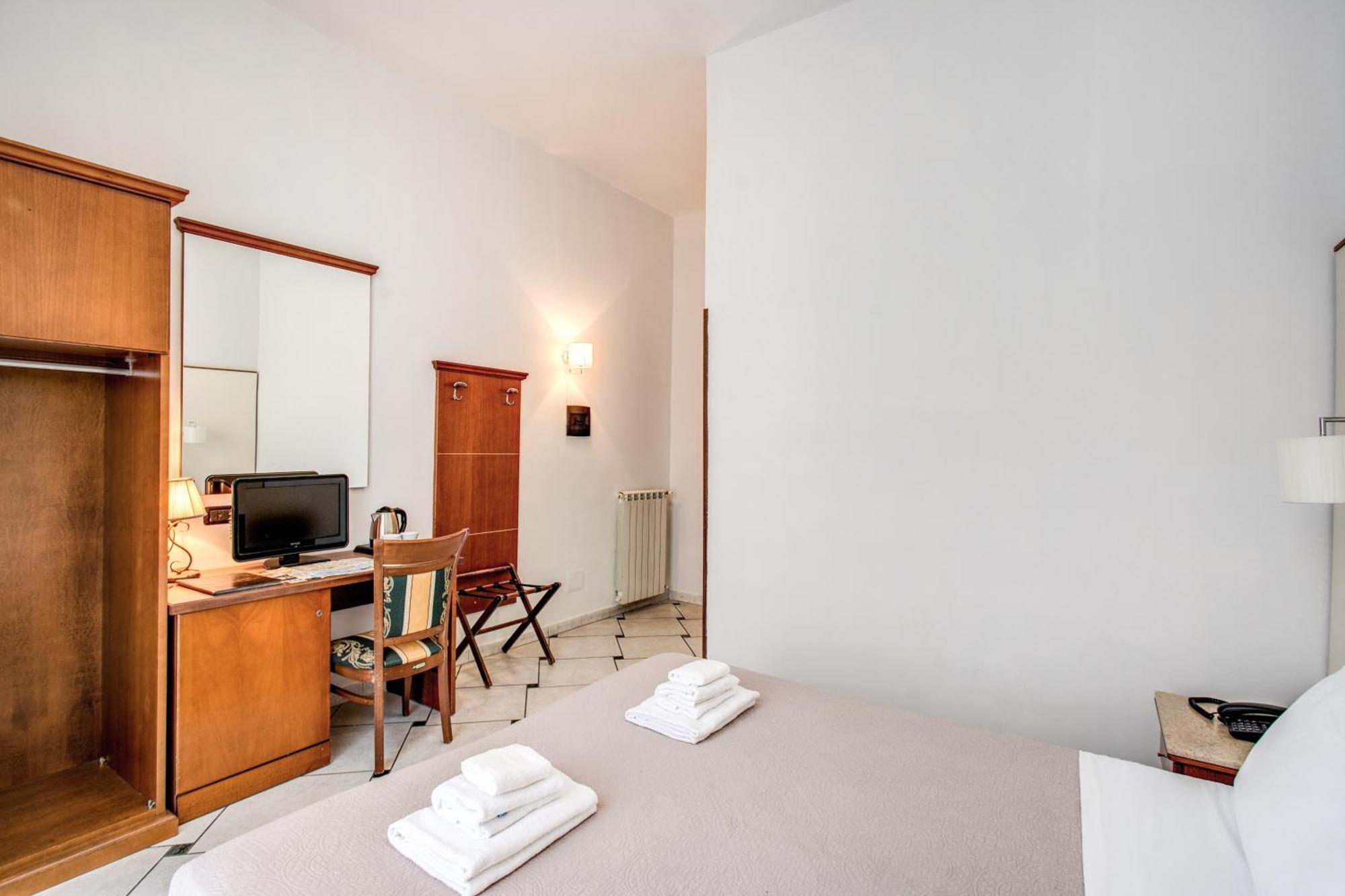 Garibaldi Suite Napoli Ngoại thất bức ảnh