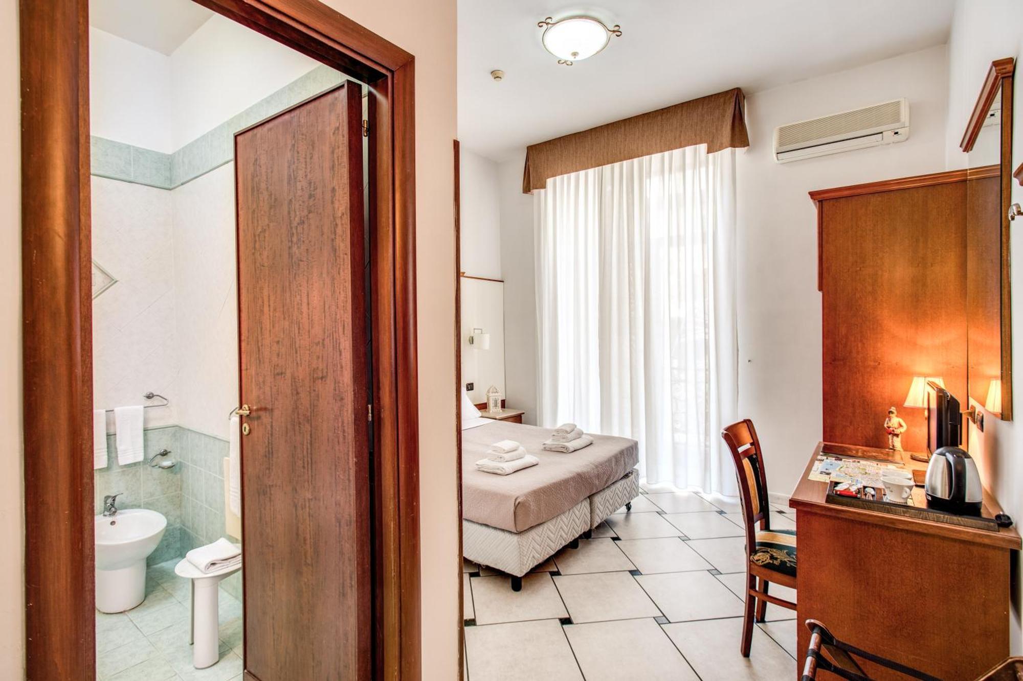Garibaldi Suite Napoli Ngoại thất bức ảnh
