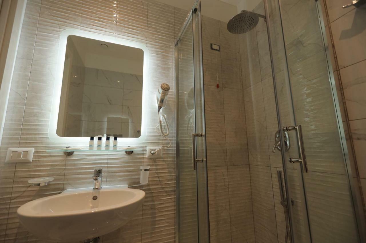 Garibaldi Suite Napoli Ngoại thất bức ảnh