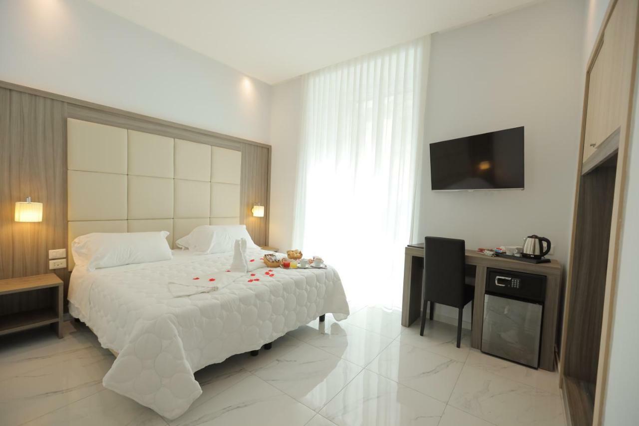 Garibaldi Suite Napoli Ngoại thất bức ảnh